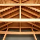 Jakie belki na strop drewniany 9m